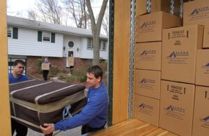 Creating a Moving and Relocation Schedule that Works 